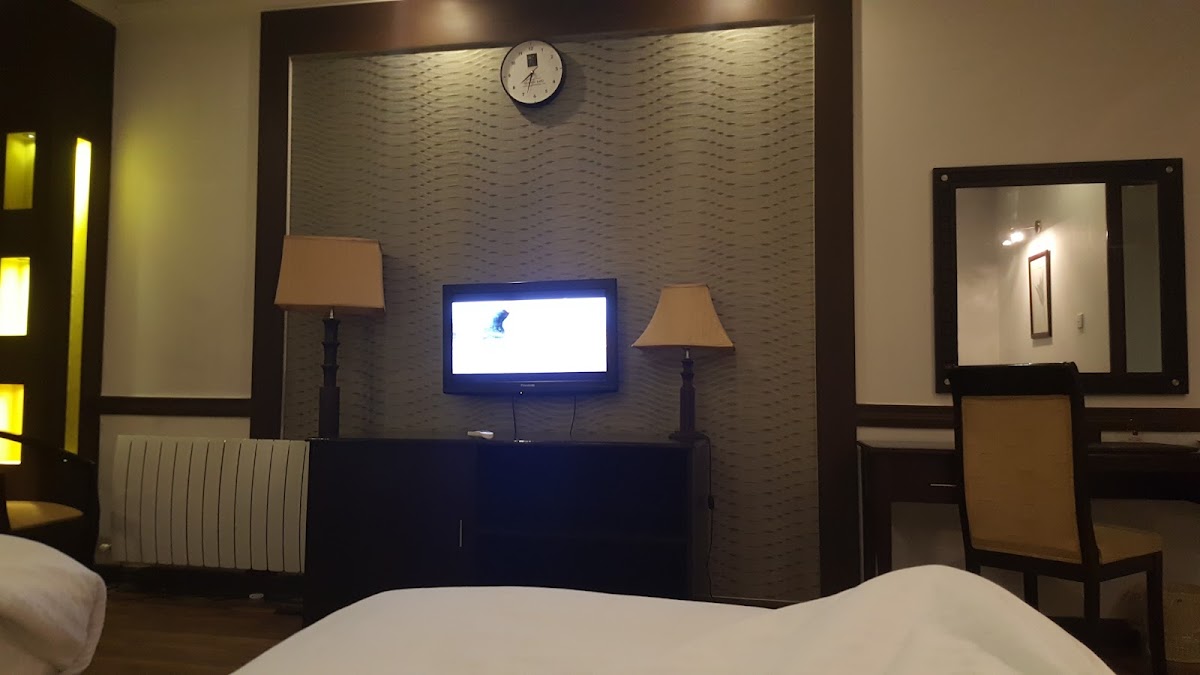 Deluxe Room at RoyalSon Hotel & Restaurants Taxila